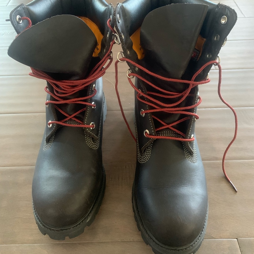 New Timberland boots Men’s size 10